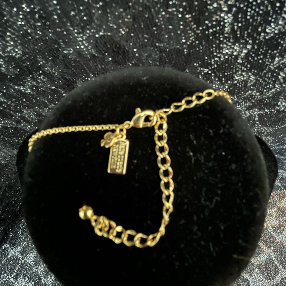 🌟 Kate Spade Full Circle Mini Pendant - Picture 5 of 8